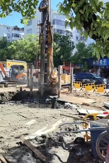 新洲区岩石井